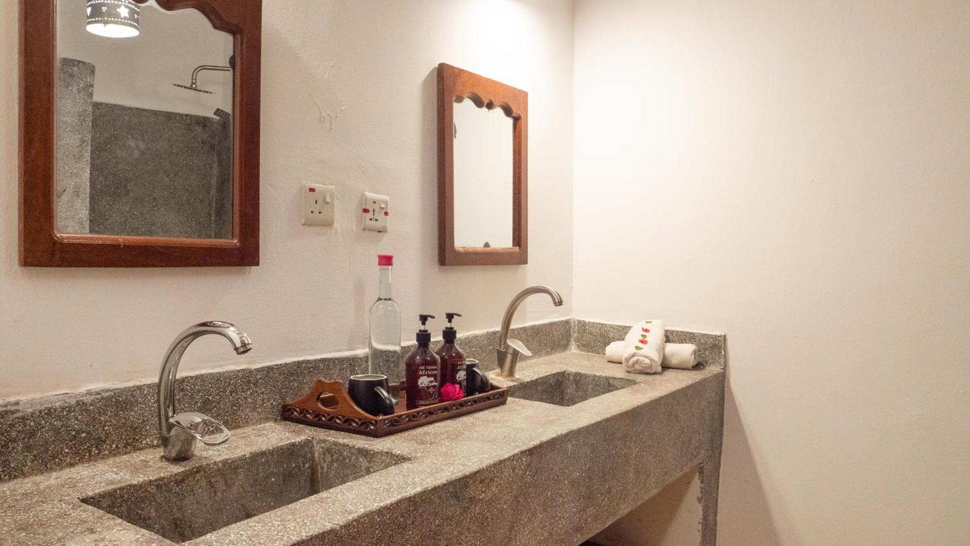 Raha Zanzibar Boutique 3*